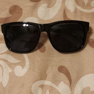 3 FOR $9 NEW POLARIZED SUNGLASSES